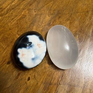 Set of 2 Palm stones